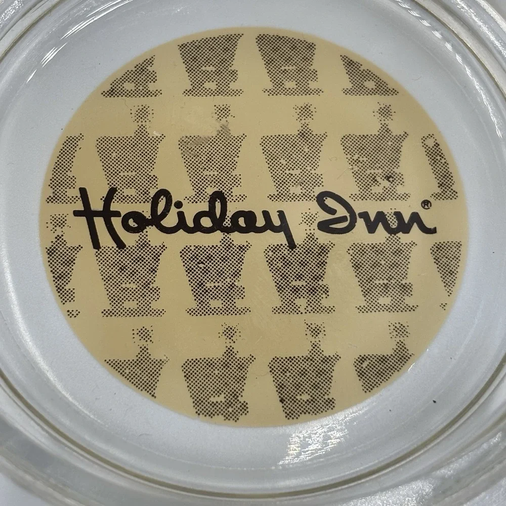 Vintage Hotel‎ Ashtrays Sheraton & Holiday Inn Glass Ashtrays Lot Of 2 Man Cave